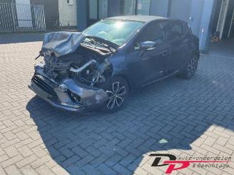 Vrakbiler auto Renault Clio Clio IV (5R), Hatchback 5-drs, 2012 / 2021 0.9 Energy TCE 90 12V 2018/6