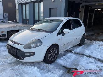 Vrakbiler auto Fiat Punto Punto Evo (199), Hatchback, 2008 / 2012 1.3 JTD Multijet 85 16V Euro 5 2011/9