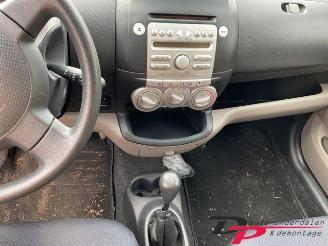 Daihatsu Sirion Sirion 2 (M3), Hatchback, 2005 1.0 12V DVVT picture 8