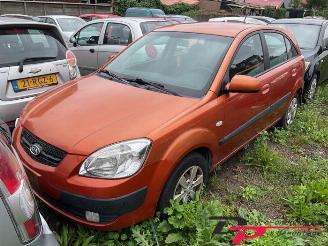 Uttjänta bilar auto Kia Rio Rio II (DE), Hatchback, 2005 / 2011 1.4 16V 2008/7