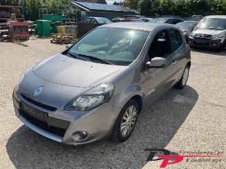 Purkuautot passenger cars Renault Clio Clio III (BR/CR), Hatchback, 2005 / 2014 1.2 16V TCe 100 2010/7