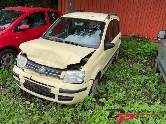 Vrakbiler auto Fiat Panda Panda (169), Hatchback, 2003 / 2013 1.2 Fire 2005/8
