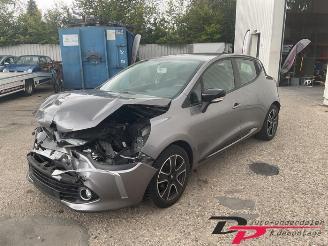Dezmembrări autoturisme Renault Clio Clio IV (5R), Hatchback 5-drs, 2012 / 2021 0.9 Energy TCE 90 12V 2013/1