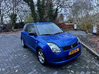 Suzuki Swift 1.3 GLS picture 9