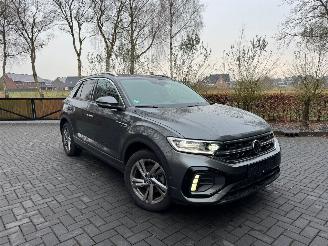 krockskadad bil auto Volkswagen T-Roc T-Roc R-Line 1.5 TSI DSG AHK Camera ACC IQ-Light VOL! 2024/2