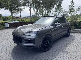 Auto incidentate Porsche Cayenne Cayenne E-Hybrid PANORAMA Leder Trekhaak 360View VOLL 2025/6