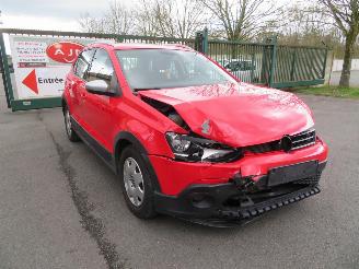 Schadeauto Volkswagen Polo  2013/6