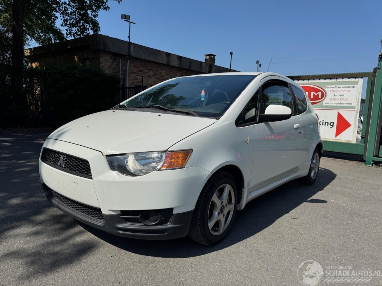 Mitsubishi Colt 