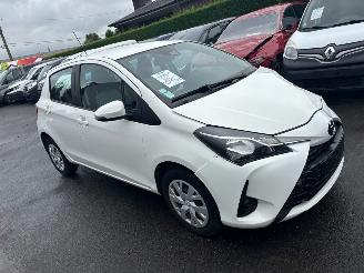 skadebil auto Toyota Yaris  2020/6