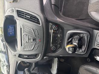 Ford Kuga  picture 7