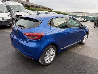 krockskadad bil auto Renault Clio ETECH HYBRID 2021/2