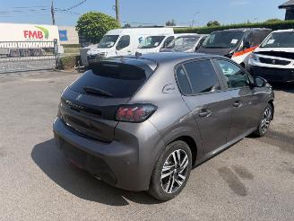 uszkodzony samochody osobowe Peugeot 208 STYLE 2023/11