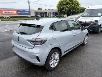 Voiture accidenté Renault Clio  2024/3
