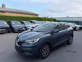 uszkodzony samochody osobowe Renault Kadjar  2016/6