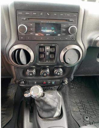 Jeep Wrangler UNLIMITED 2.8CRD L4 AWD LR E5 picture 12