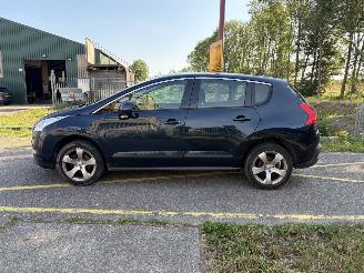 Peugeot 3008 1.6 VTi Première picture 2