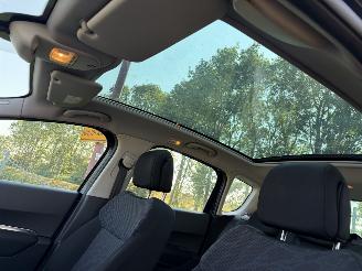 Peugeot 3008 1.6 VTi Première picture 11