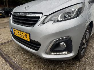 Peugeot 108 1.0 e-Vti Clima Camera CarPlay! NAP Origineel NL picture 4