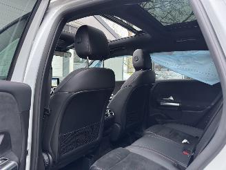 Mercedes B-klasse 180 AMG Panoramadak Origineel NL picture 19