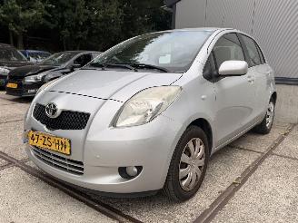  Toyota Yaris 1.3 semi-automaat, rijdbare schade 2008/6