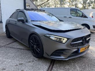 Damaged car Mercedes A-klasse A 200 2020/8