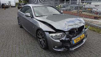 krockskadad bil auto BMW 3-serie 325i Coupe M-sport pano harman kadon alcantara 137dkm nap! 2010/1