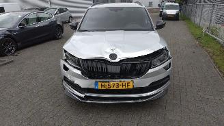 Unfallwagen Skoda Karoq 1.5 Autom Sportline dealer auto supernetjes! 2019/1