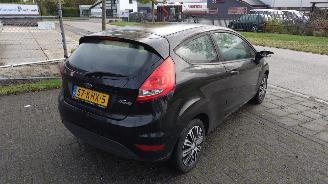 Ford Fiesta 1.25 limited  benzine airco picture 7