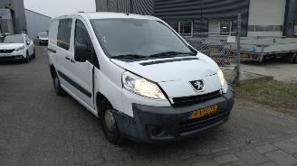 Coche accidentado Peugeot Expert 227 2.0 hdi l1lh1 premium lichte schade 2012/1