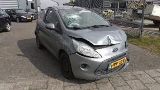 krockskadad bil auto Ford Ka 1.2 Titanium X 88317 km 2015/1