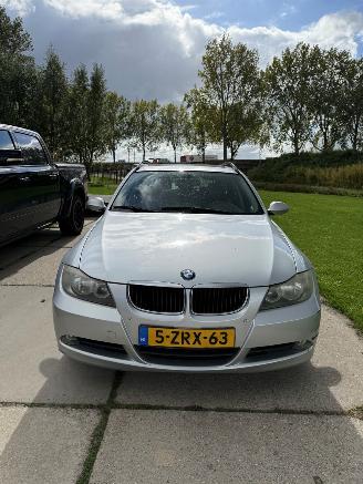 Damaged car BMW 3-serie  2006/5