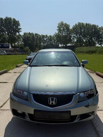 Voiture accidenté Honda Accord 2.0 i-VTEC 2004/1