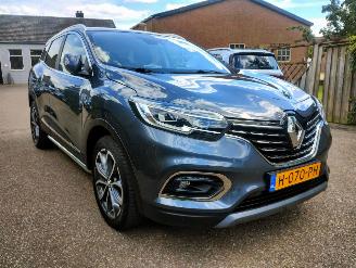 uszkodzony samochody osobowe Renault Kadjar 1.3 TCe Intens 2020/4