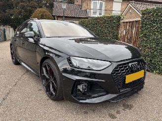 Vaurioauto  passenger cars Audi Rs4 2.9 TFSI BITURBO QUATTRO  SPORT 450PK 2024 2024/9