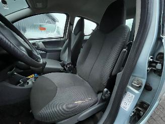 Toyota Aygo 1.0 12V VVT-i Hatchback  Benzine 998cc 50kW (68pk) picture 13