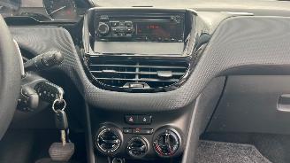 Peugeot 2008 1.2 Vti 12V PureTech 82 picture 18
