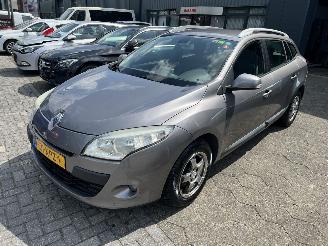 Schadeauto Renault Mégane Estate 1.4 TCE Expression 2010/1