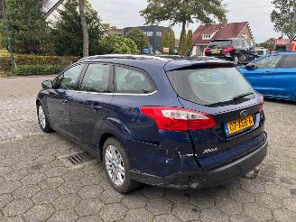 Ford Focus 1.0 EcoBoost WAGON picture 3