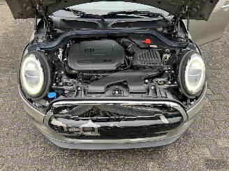 Mini Cooper 1.5 Pepper picture 30