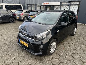 Schadeauto Kia Picanto 1.0 MPi DynamicLine 2019/3
