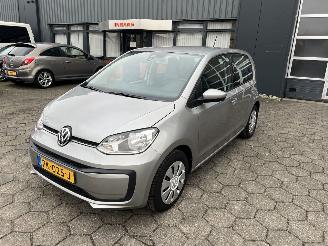 skadebil auto Volkswagen Up! 1.0 BMT Move up 2017/7