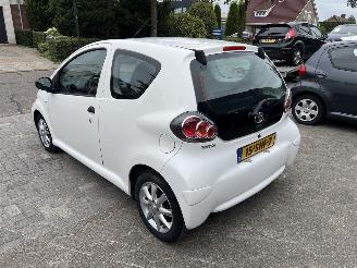 Toyota Aygo 1.0  NOW 3-drs picture 3