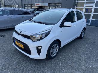 Vaurioauto  passenger cars Kia Picanto 1.0 MPi ComfortPlusLine 2019/11