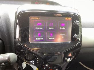 Peugeot 108 108, Hatchback, 2014 1.2 VTi 12V picture 17