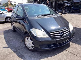 Vrakbiler auto Mercedes A-klasse A (W169), Hatchback, 2004 / 2012 1.5 A-160 2010/2