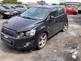 Vrakbiler auto Chevrolet Aveo Aveo (300), Hatchback, 2006 / 2015 1.4 16V 2011/7