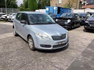 Skoda Fabia Fabia II (5J), Hatchback 5-drs, 2006 / 2014 1.2i 12V picture 2