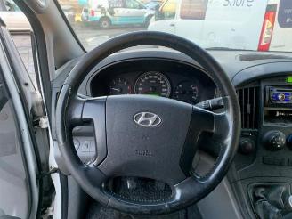 Hyundai H-300 H-300, Van, 2008 2.5 CRDi picture 16