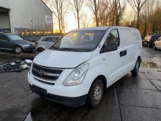 Coche siniestrado Hyundai H-300 H-300, Van, 2008 2.5 CRDi 2008/2