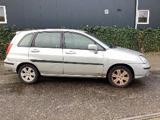 Suzuki Liana 1.6 MPi 16V Hatchback 4Dr Benzine 1.586cc 76kW (103pk) FWD 2001-07/2008-04 (ERC31) M16A picture 7